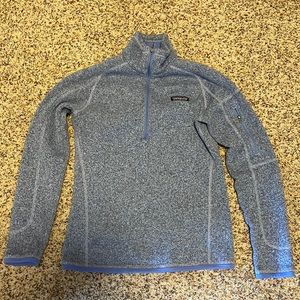 Patagonia 1/2 zip. Barely worn, blue, size XS